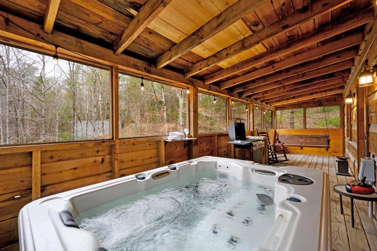 Villa The Robins Nest With Hot Tub Pigeon Forge Esterno foto