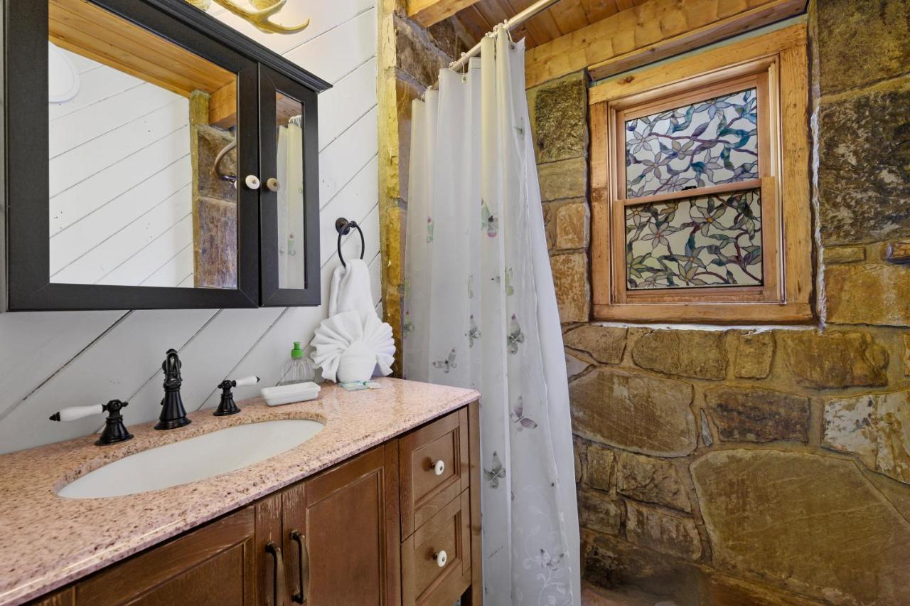 Villa The Robins Nest With Hot Tub Pigeon Forge Esterno foto