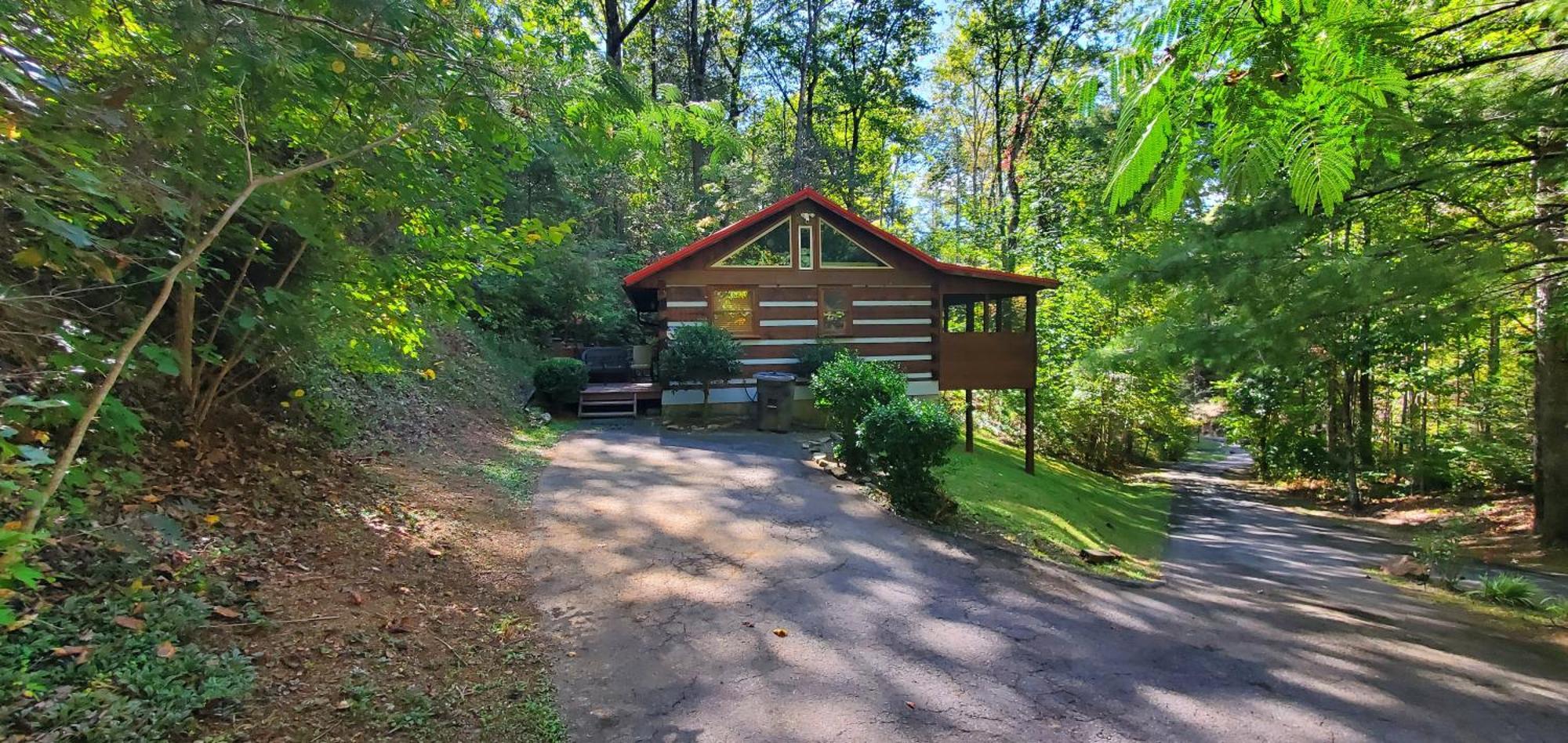 Villa The Robins Nest With Hot Tub Pigeon Forge Esterno foto